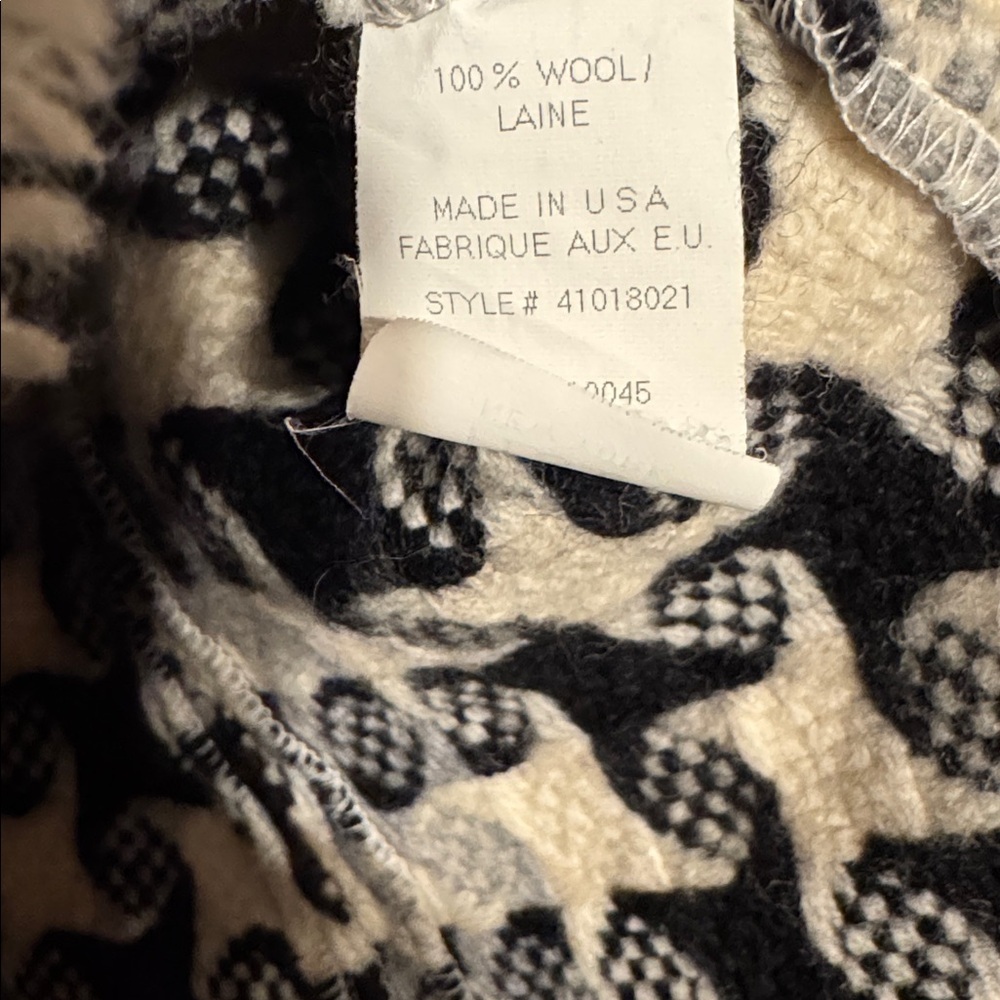 IISLI Wool Jacket. Size 6 - Picture 7 of 8